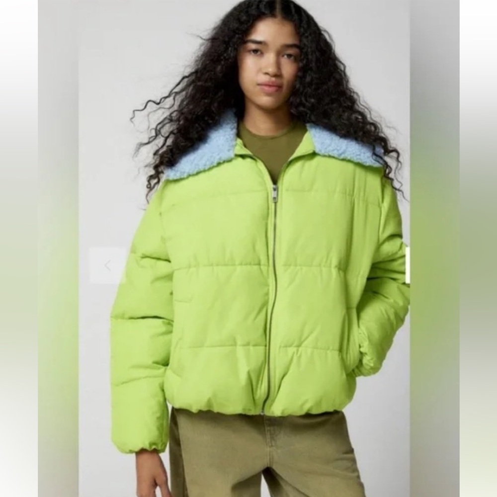 NWOT Urban Outfitters Duckie Puffer with Faux Shearling Collar in Green Size SM